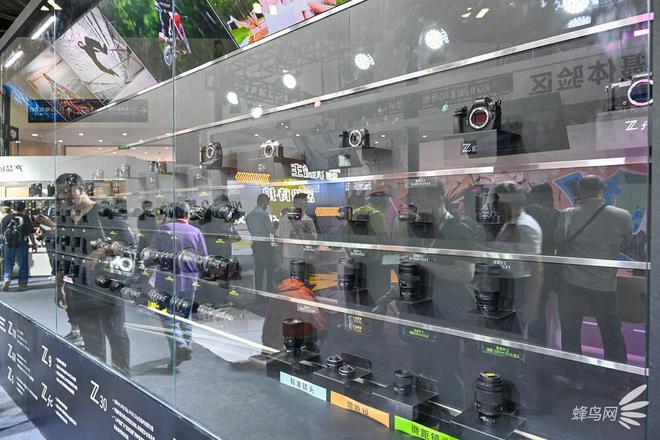 星空体育：PE2024：尼康精彩亮相影像科技与艺术的完美交汇点(图6)