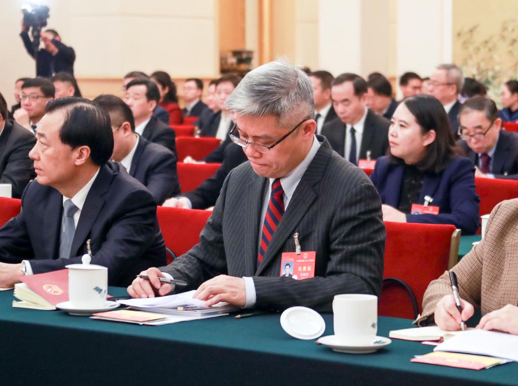 两会·影像链接丨他们从基层一线来到人民殿堂(图8)
