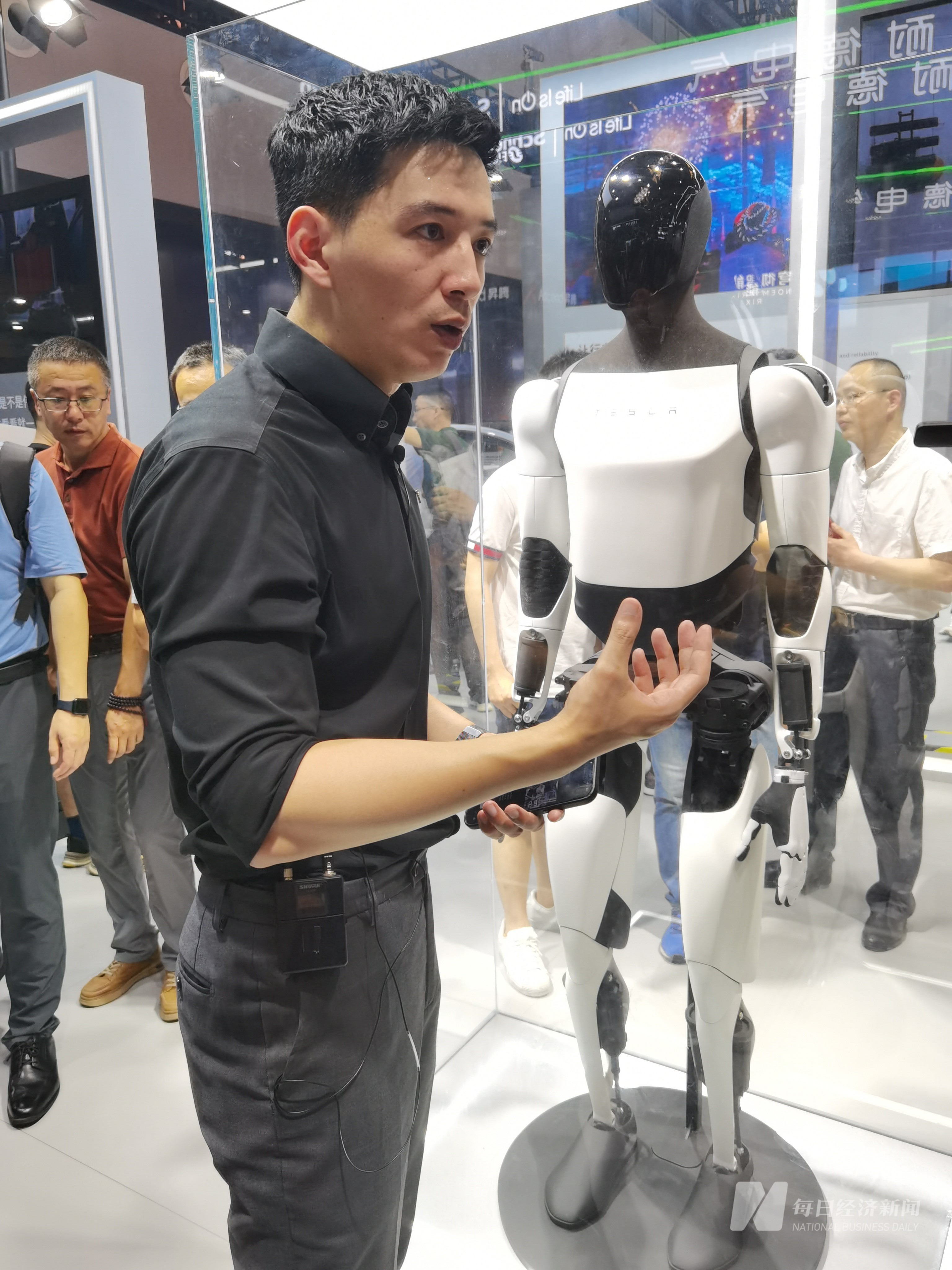 探馆WAIC2024丨八大“镇馆之宝”是哪些？人形机器人发展到哪一步了？(图5)