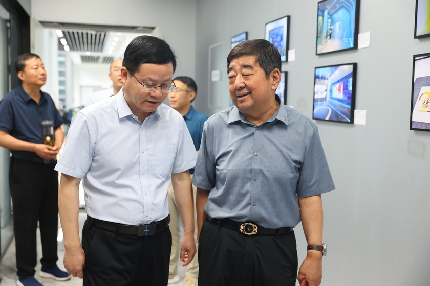 由展视网主办“超越梦想展梦高飞”摄影联展顺利开幕(图15)