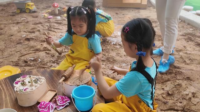 星空体育网站：神兽归笼日幼儿园里欢乐多(图3)