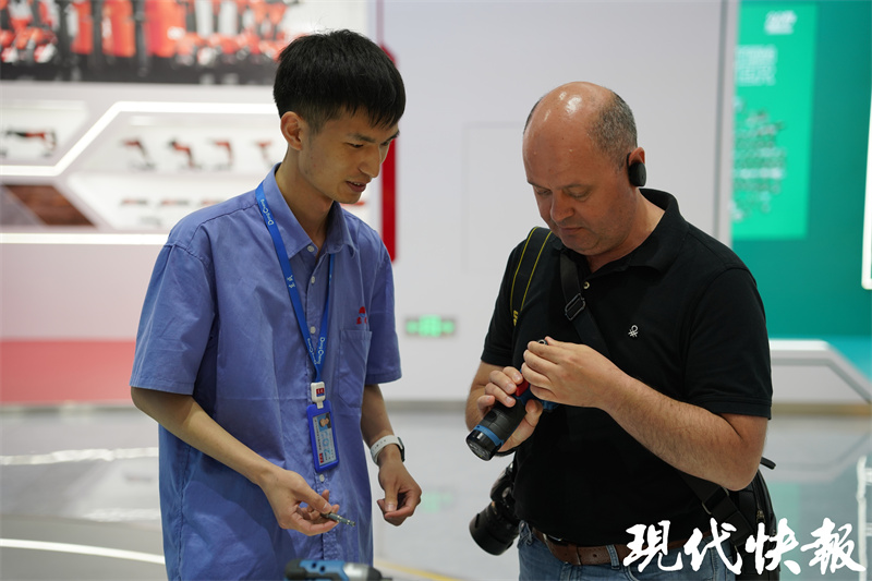 星空体育网站：29家国际主流媒体实地感受江海风情2024年SHOWJIANGSU摄影采风活动在南通收官(图4)
