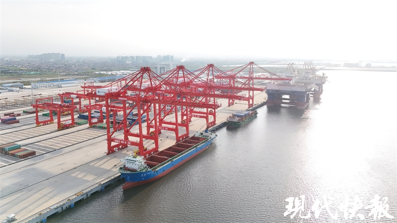 星空体育网站：29家国际主流媒体实地感受江海风情2024年SHOWJIANGSU摄影采风活动在南通收官(图7)