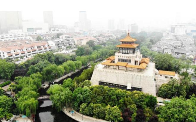 在济南看碧水清波绕城流(图2)