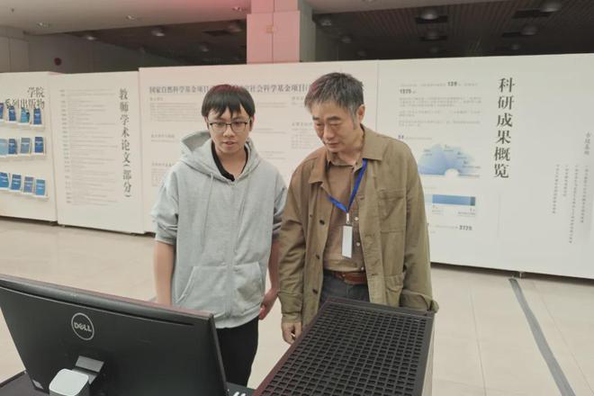 强氧运营总监受邀参加中山大学新闻传播学院2024视觉传播高端论坛(图5)