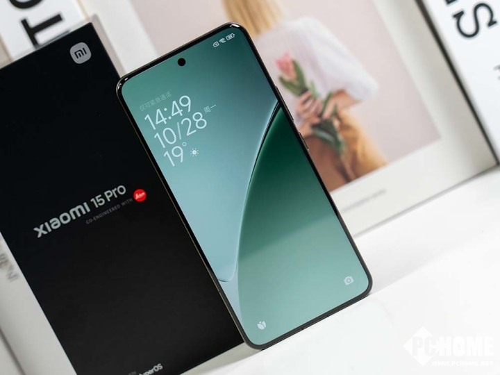 小米15Pro荣获PChome2024卓越人气旗舰手机奖项(图2)