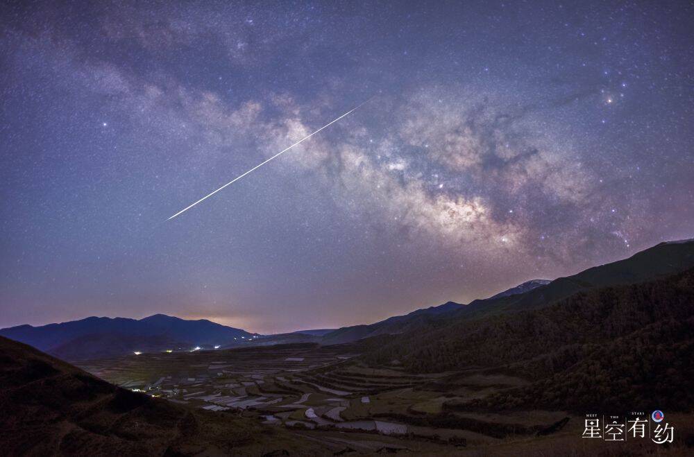 星空体育：浪漫来袭！宝瓶座η流星雨明日迎来极大(图2)