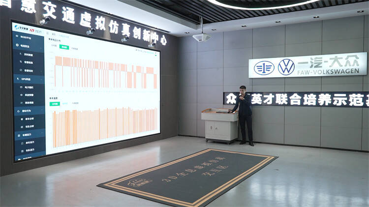 星空体育网站：托举学生人生成为城市“动力源”——烟台职业学院以实干担当谱写服务区域发展新篇章(图3)