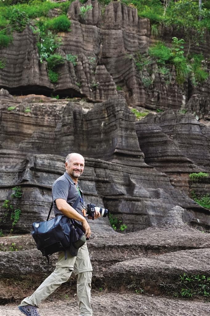 星空体育网站：世界聚焦湘西绽放——第九届世界摄影大会“发现湖南·走进湘西”采风活动综述(图4)