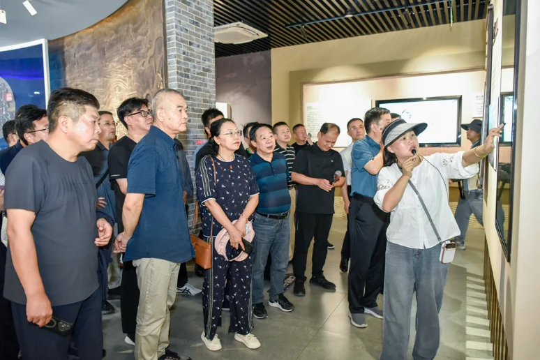 媒眼看铜陵|媒体大咖走进铜陵(图4)