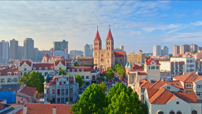 竖屏里的青岛:崛起的北方微短剧高地瞄准海内外的“爆款制造”(图2)