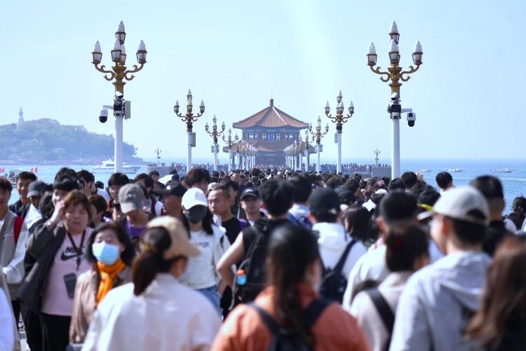 星空体育网站:一词看青岛文旅篇:一城山海四季可期——青岛用五年讲述“全季全域”(图9)