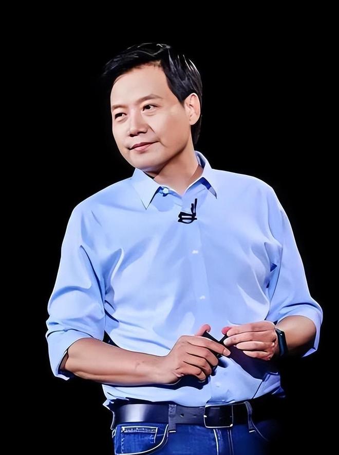 星空体育：这一次两会期间站在C位合影的雷军再一次让全部人刮目相看(图9)