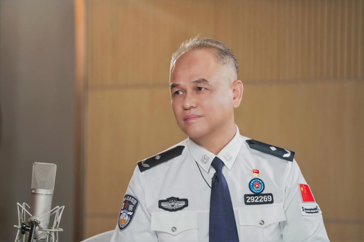 星空体育网站：基层警事：银发映初心数智守国门(图2)