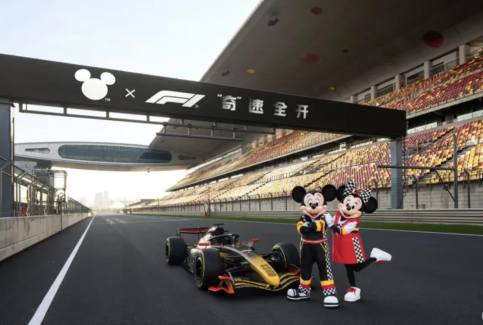 黄牛票炒至8万、F1狂赚30亿美元：“赛车经济”背后的金钱帝国？(图3)