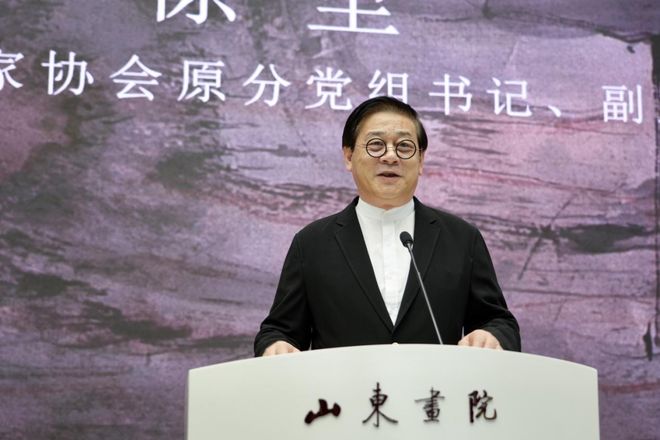 星空体育网站：现场云山问道——李岗中国画作品展在山东画院启幕(图3)